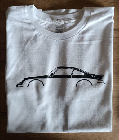 weißes T-Shirt mit Silhouette eines Porsche 911 993 turbo