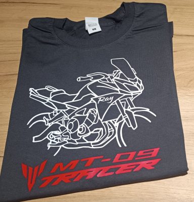 T-Shirt mit Silhouette einer Yamaha MT-09 Tracer