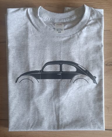 graues T-Shirt mit Silhouette eines VW Käfer