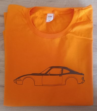 oranges T-Shirt mit der Silhouette eines Opel GT