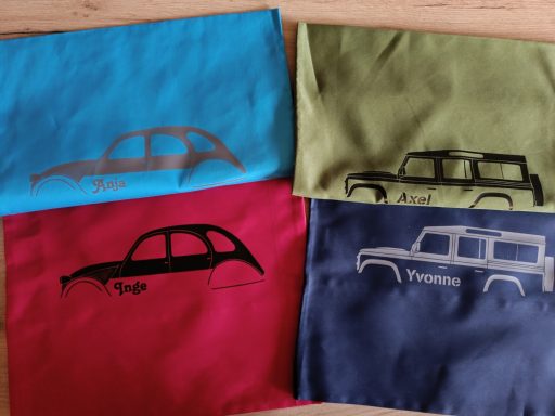 Kissenbezüge mit verschiedenen Auto-Designs