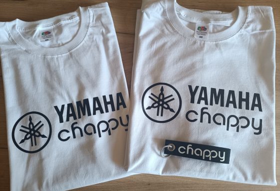 weißes T-Shirt mit Aufdruck Yamaha Chappy