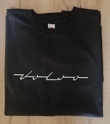 T-Shirt mit altem Volvo Schriftzug des Volvo Amazon 122