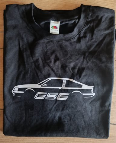schwarzes T-Shirt mit Opel Monza GSE